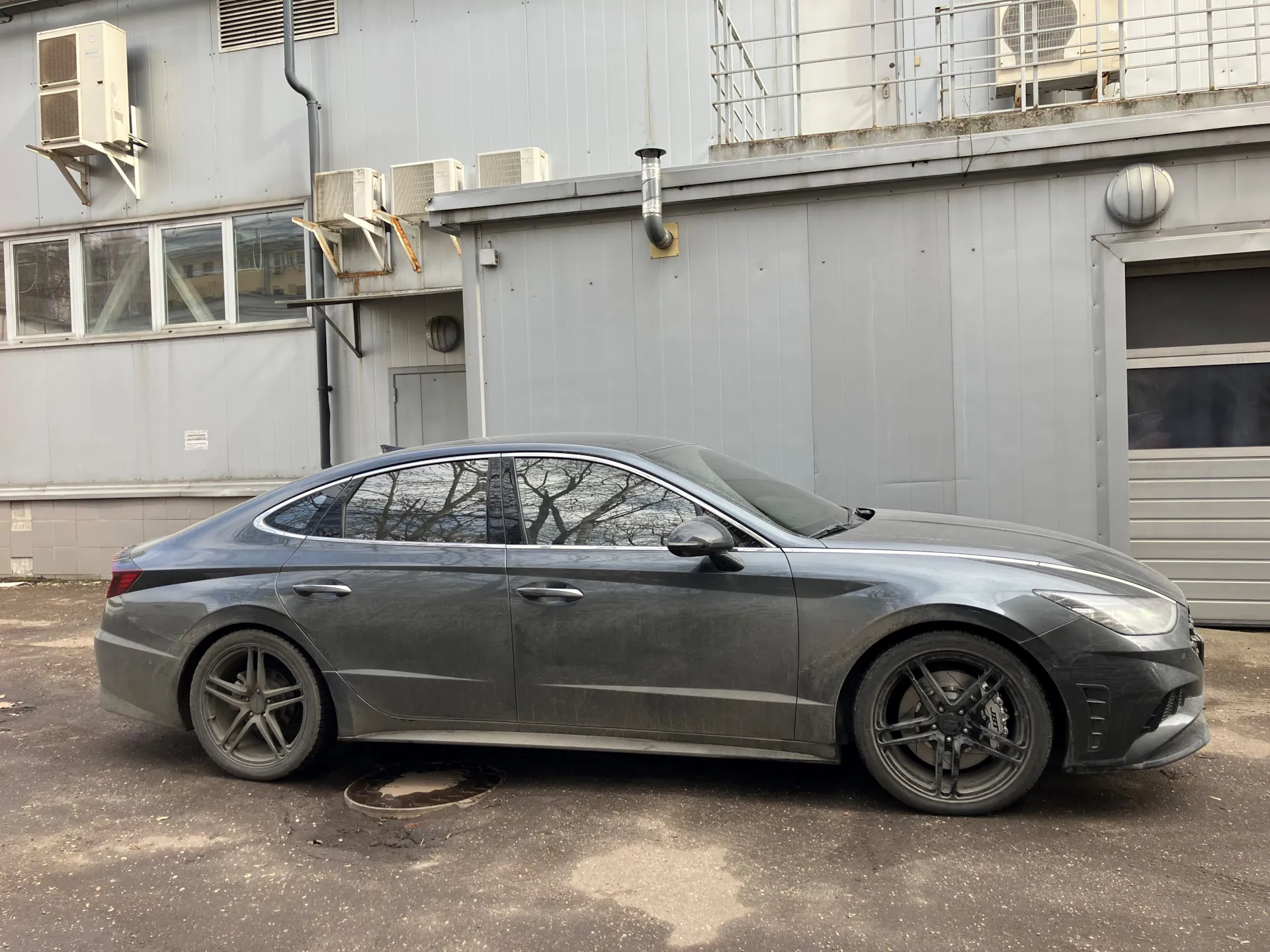 Замена тормозов на корейском седане Hyundai Sonata VIII: от случая к случаю…